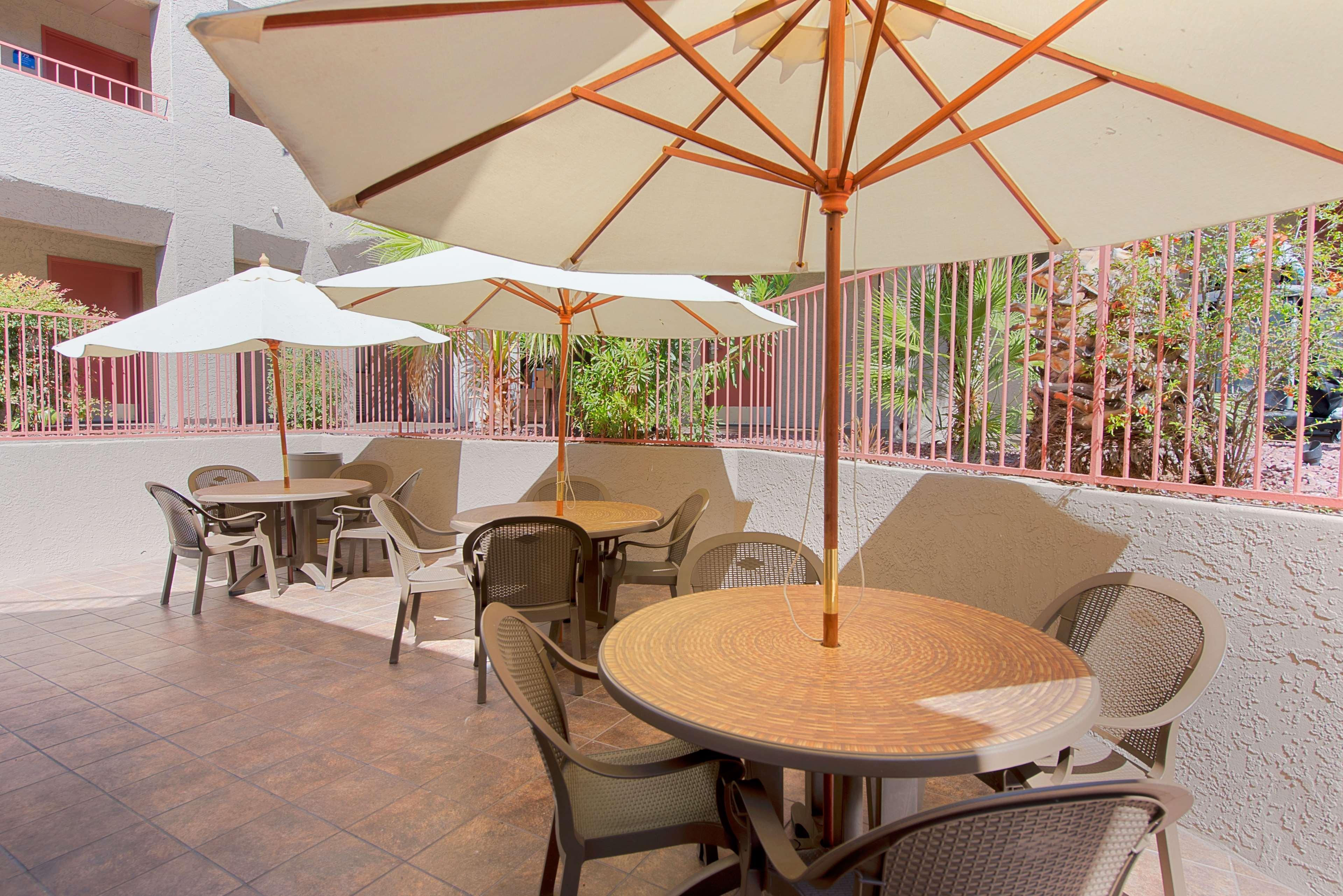 Best Western Innsuites Tucson Foothills Hotel & Suites Casas Adobes Eksteriør bilde