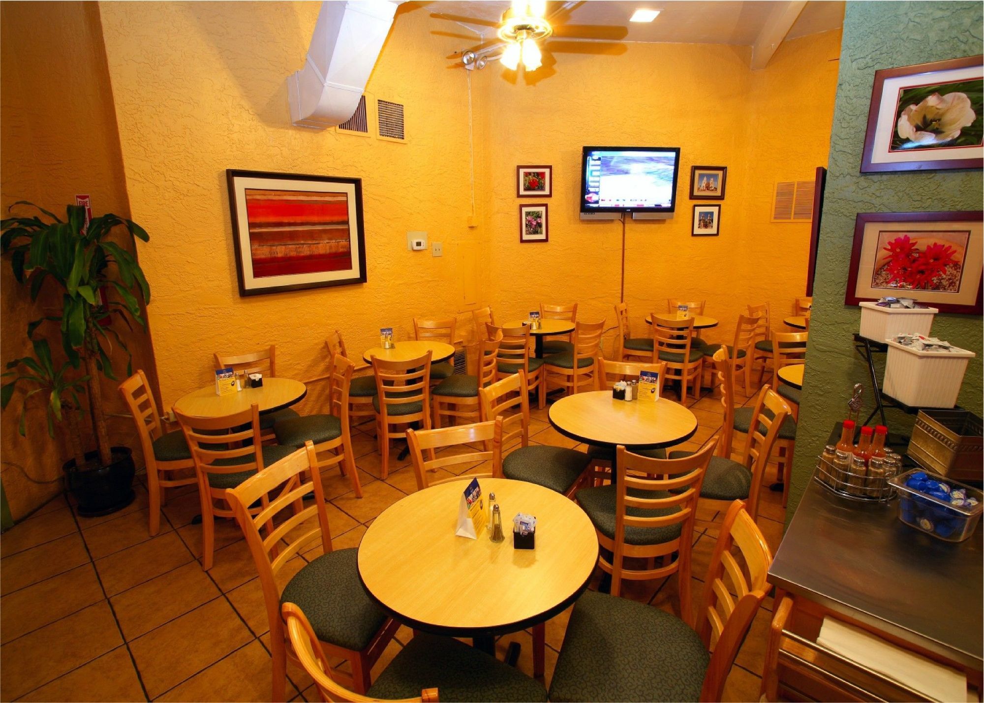 Best Western Innsuites Tucson Foothills Hotel & Suites Casas Adobes Restaurant bilde
